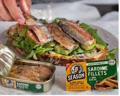 Season Sardine Fillets in Olive Oil Wild Caught 4.375Oz x 6 Zero sugar, wild