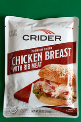 Lot of 9 – 10oz Packs CRIDER Premium Chunk Chicken Breasts with Rib Meat 11/2027