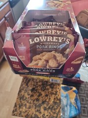 Lowrey’s Bacon Curls Microwave Pork Rinds (Chicharrones), Original, 1.75 Ounce