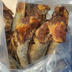 Salted SMOKE HERRING 10 to 50+ Pieces /buy 50+ get 10 Pieces free