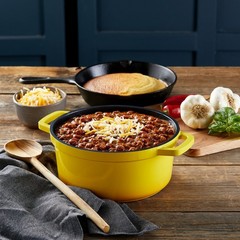 (6 pack) Yellowstone Angus Beef Chili with Beans 15 oz. Can Savory New