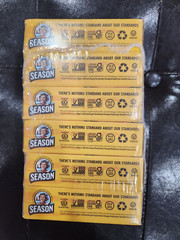 6 SEASON SKINLESS & BONELESS SARDINES 100 % OLIVE OIL 4.38 OZ EACH 07/2026 WILD