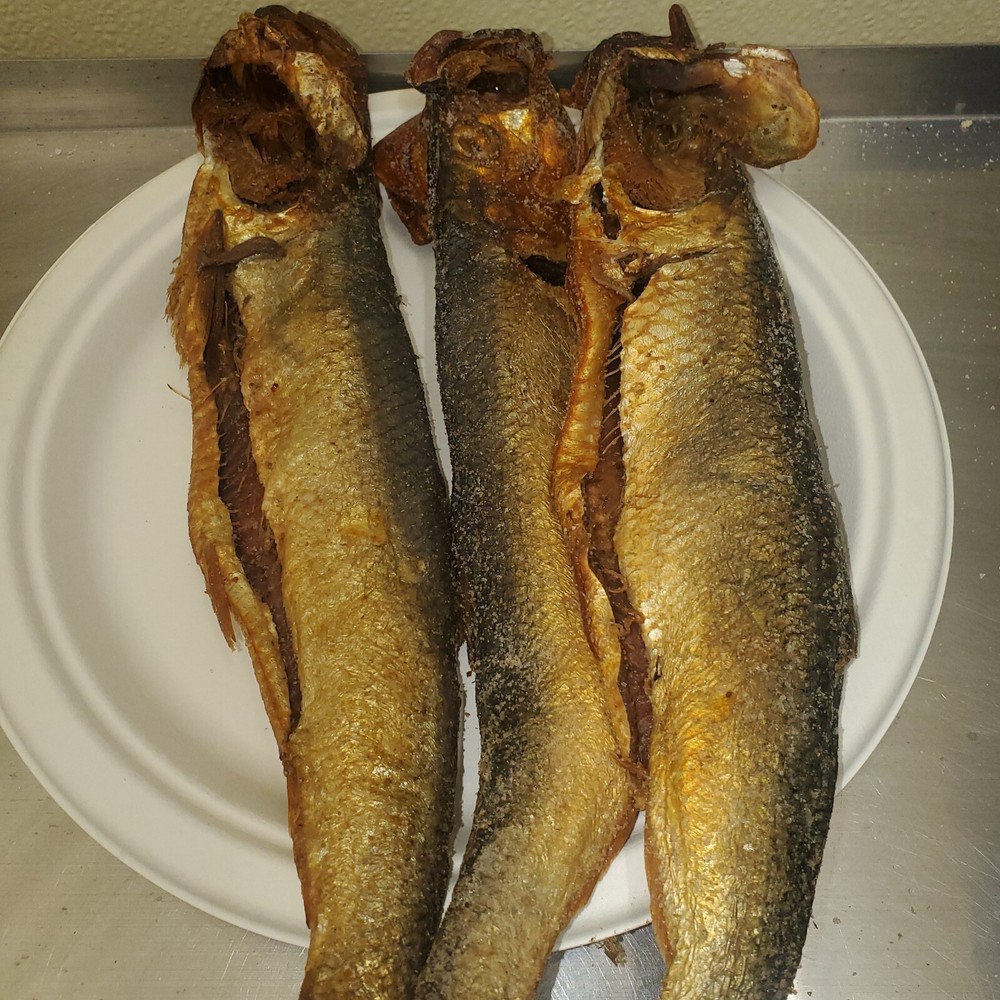 Salted SMOKE HERRING 10 to 50+ Pieces /buy 50+ get 10 Pieces free