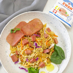 ZWAN Chicken and Beef Luncheon Halal Loaf Meat 12oz. (340g) One (1) Cans