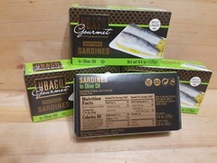 4 UBAGO GOURMET HAND PACKED Sardines WILD CAUGHT in OLIVE oil 4.4z bumblebee