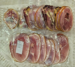 Sliced Whole Country Style Ham Bone In +-15 Lbs Vacuum Sealed Dennis Cured Pork