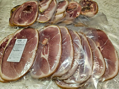 Sliced Whole Country Style Ham Bone In +-15 Lbs Vacuum Sealed Dennis Cured Pork