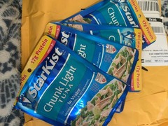 12 Pouches of Dolphin Safe Chunk Light Tuna in Water – 70 Calories, Ready to Eat
