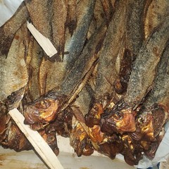 Salted SMOKE HERRING 10 to 50+ Pieces /buy 50+ get 10 Pieces free