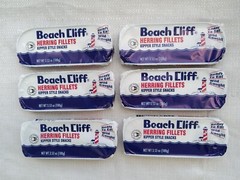 6 Wild Caught Herring Beach Cliff Kippered Snacks 3.53 Oz Can Sardines BB 9/2026
