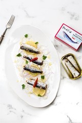 Spicy Wild Spanish Sardines in Olive Oil Piri Pepper 4.2 oz Pack of 5