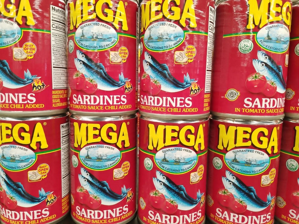 Sardines in can HALAL Hot in tomato souse chili added Fresh 155gr (5.5 oz)
