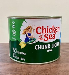 Chicken of the Sea Chunk Light Tuna in Water, Food Service Pack, 66.5 oz 1.88kg