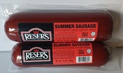 Reser’s Smoked / Garlic Red Pepper Sausage Party Pack 20 oz.