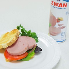 Zwan Luncheon Halal Meat, Chicken, Halal, 29.5 Ounce