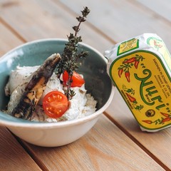 NURI Portuguese Sardines in Spiced Olive Oil 10 Pack 4.4 oz cans