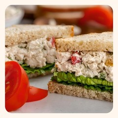 Wellsley Farms Premium Chunk Chicken Breast in Water, Fully Cooked Boneless S…