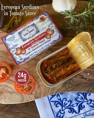 12 Pack Santo Amaro European Wild Sardines in Tomato Sauce from Puree (120g/un)