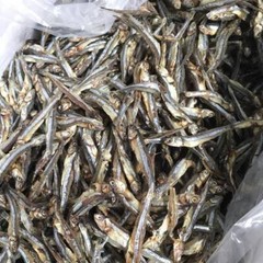 Seafoods Anchovy dry fish 200g packet Srilanka