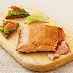 – Premium Wild Alaskan Smoked Sockeye, Coho, and Pink Salmon Trio – 18Oz Box