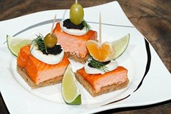 Premium Fresh Atlantic Salmon Fillets – Skinless, Individually Vacuum Packed