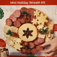 HICKORY FARMS / Super Bowl Party /Family Movie Night Meat & Cheese tray, Mustard