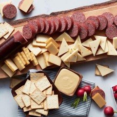Hickory Farms Party-Size Signature Beef Summer Sausage, 26 ounces Great Snacking