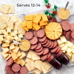 Hickory Farms Signature Beef Meat and Cheese Gift Basket (Extra 18 Piece Set