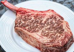 30-Day Dry-Aged Australian Wagyu Ribeye (Bone-In/Boneless)