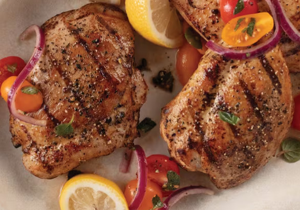 (60) 5 Ounce Air-Chilled Boneless Skinless Chicken Thighs